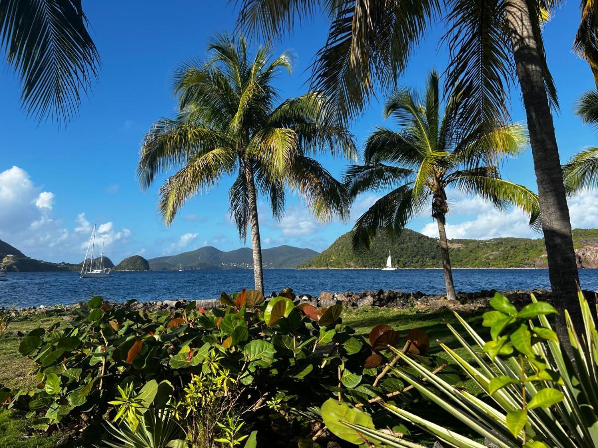 Bungalow Sucrier, Les Pieds Dans L'Eau Terre-De-Haut Exterior foto